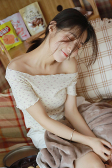 18+触摸纸巾盒